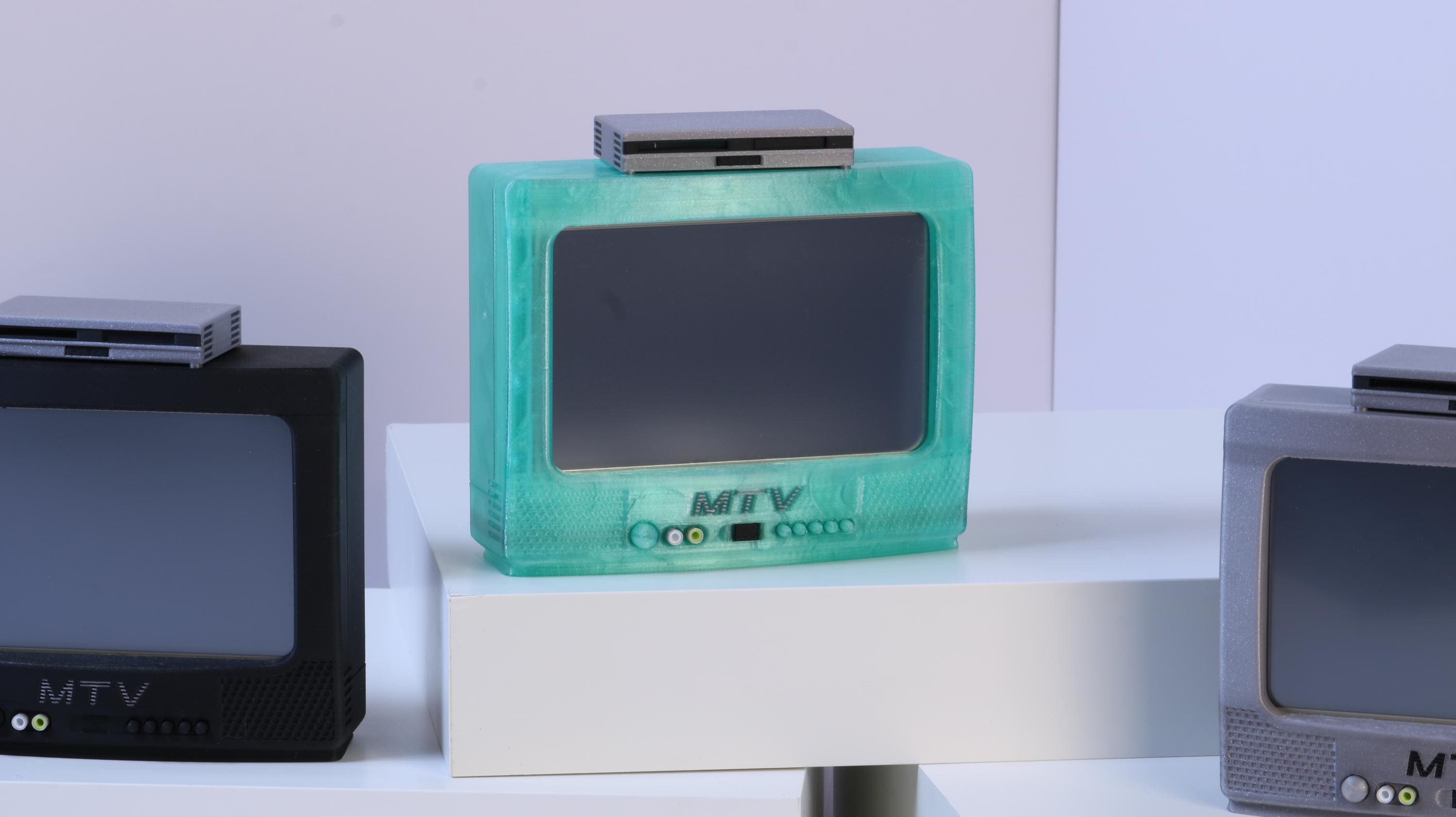 Mini-Monitor: MTV CRT Dualshock Mint - HDMI 5-Inch 800x480 Display